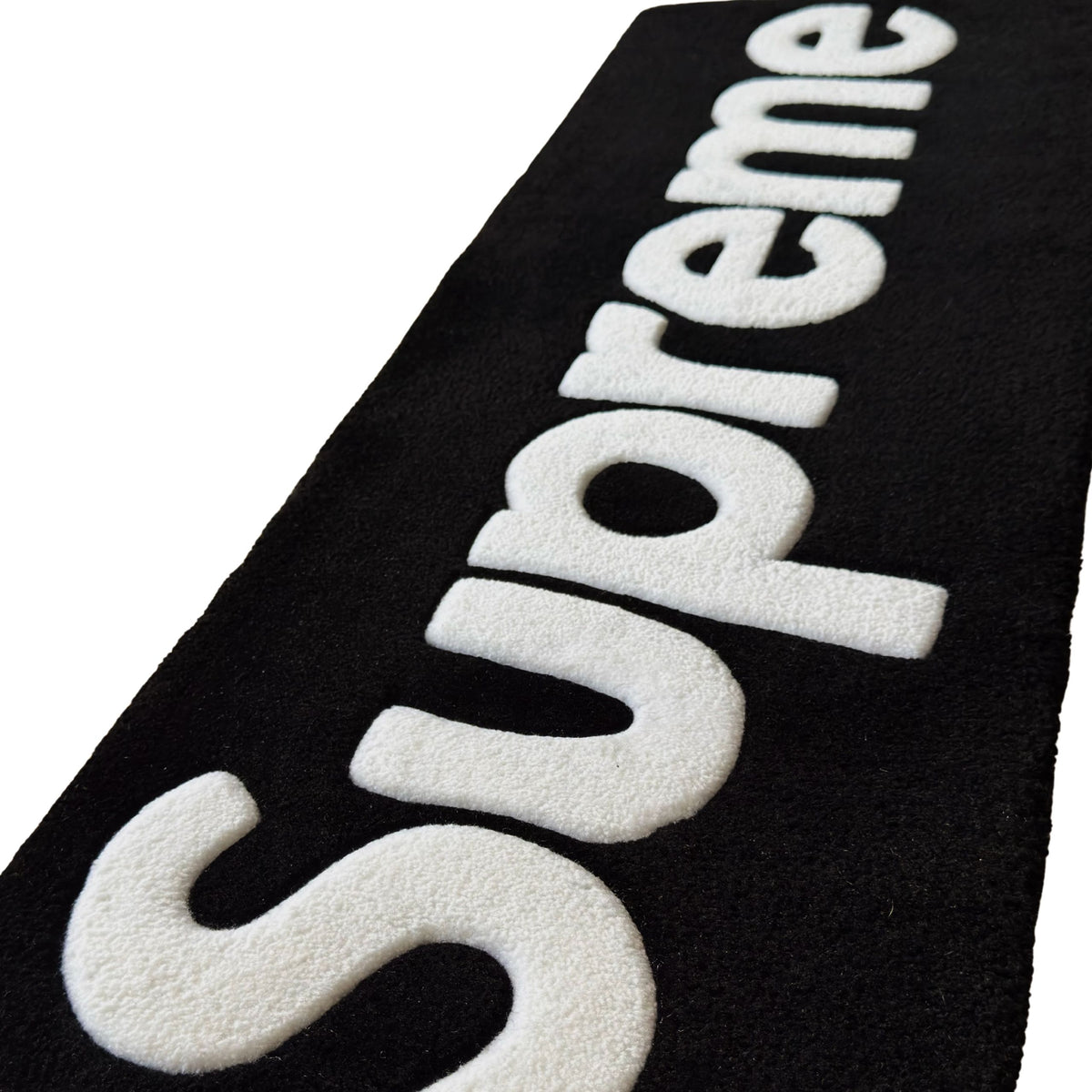 SUPREME Rug